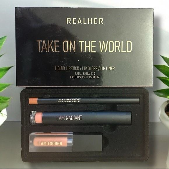 Real Her Take On The World 3PC Gift Set Nude Brown Lip Kit Liner Gloss Lipstick - Picture 4 of 7